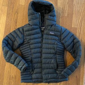 Patagonia Women’s puffer jacket